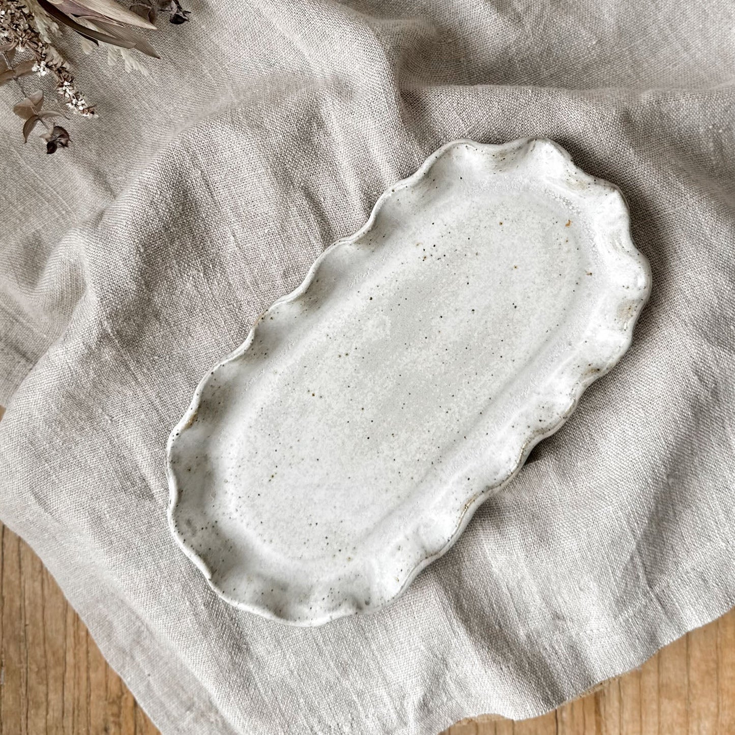 Ceramic soap display dish