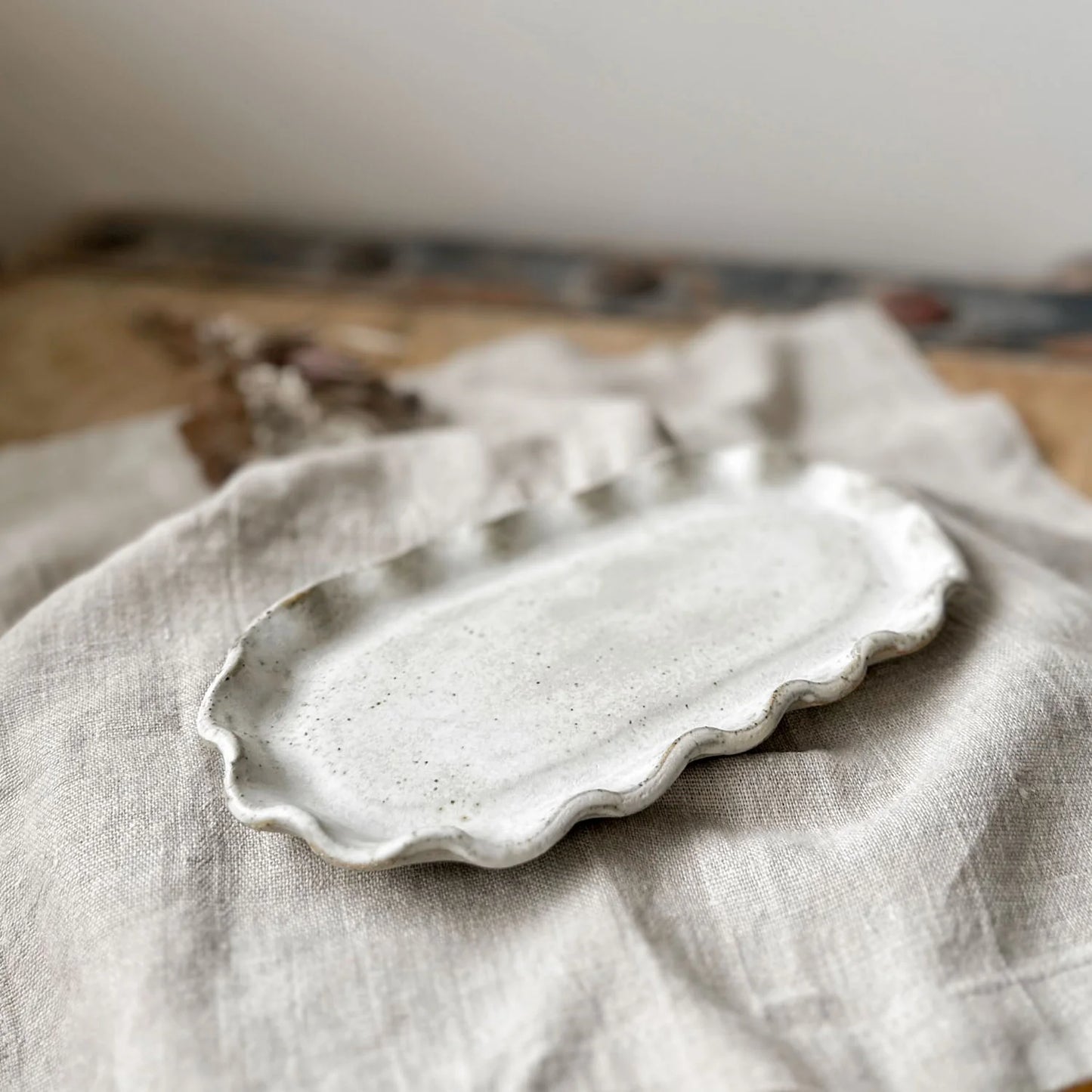 Ceramic soap display dish
