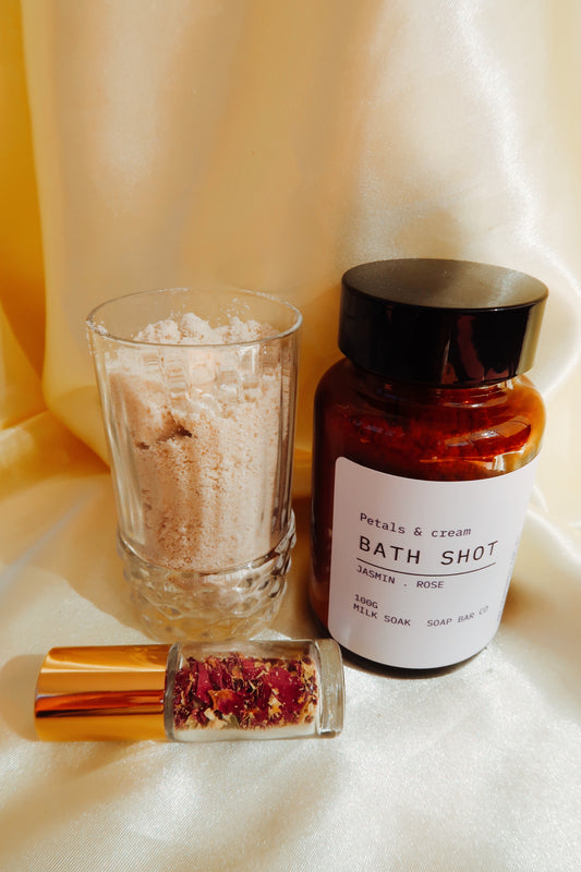 Petals & cream BATH SHOT
