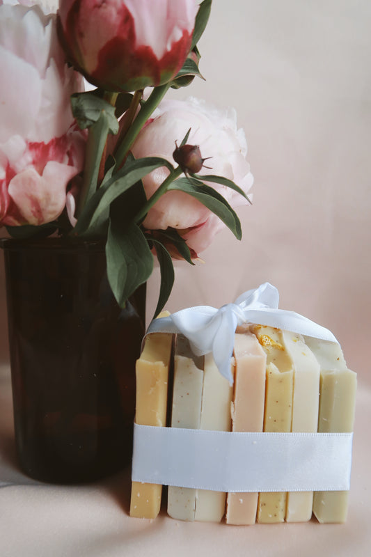 SIGNATURE SAMPLER SOAP ENDS COLLECTION